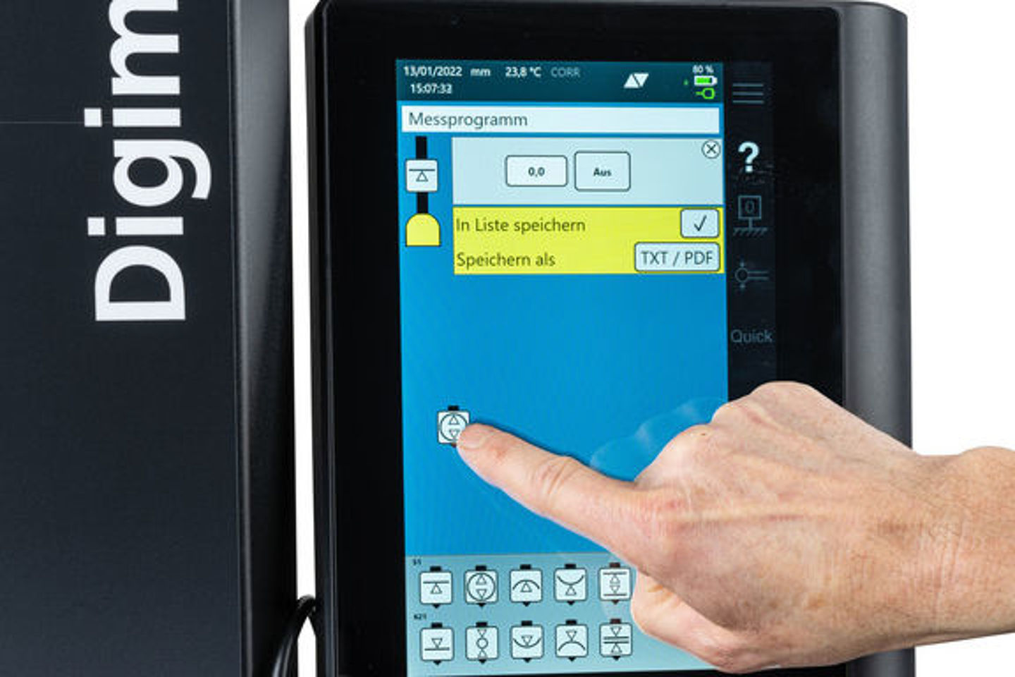 The Digimar 817 CLT is equipped with a touch screen. 