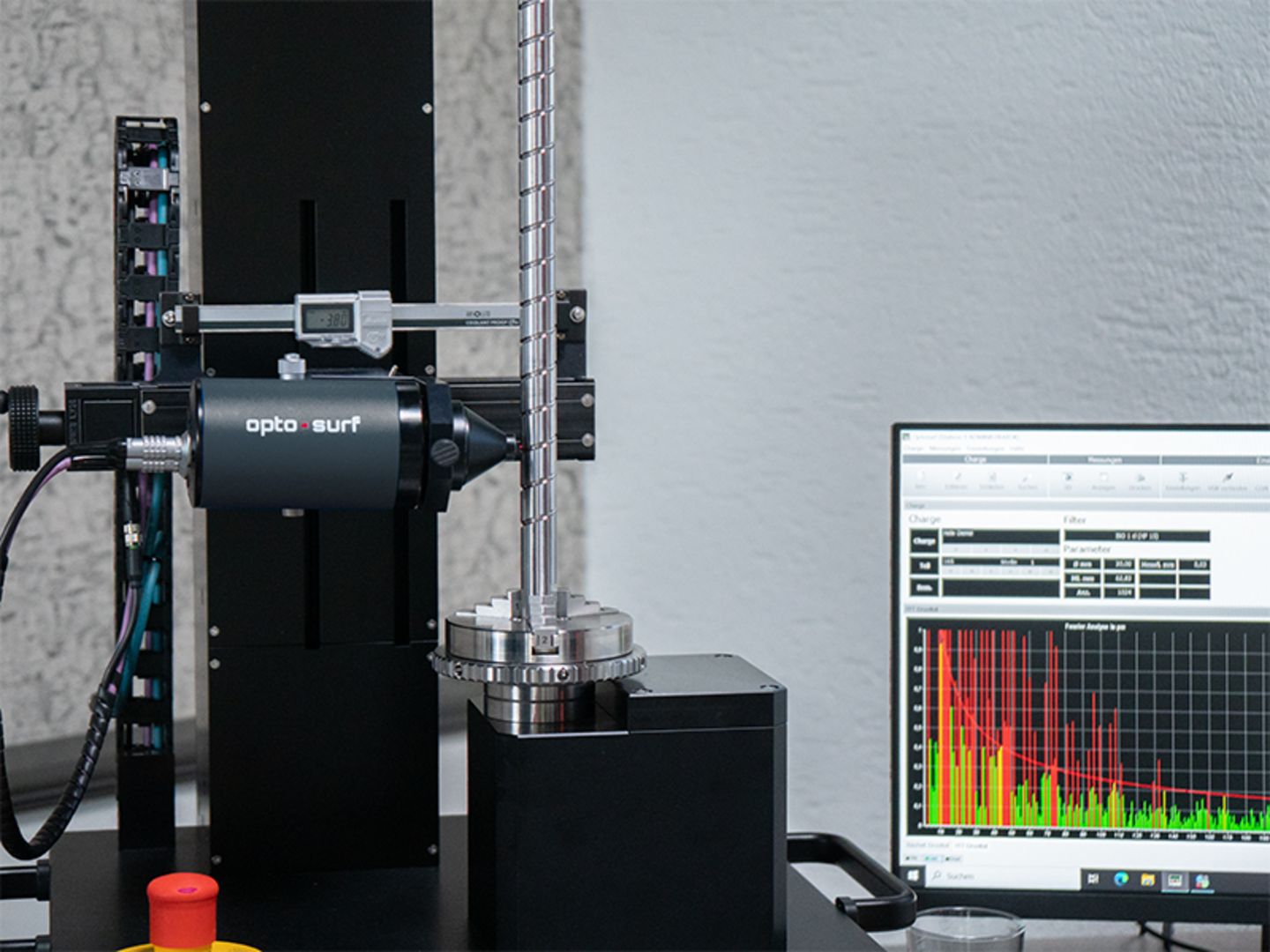 Viele Messsysteme von Mahr bieten eine leicht ausführbare integrierte FFT-Funktion in der Messsoftware MarWin Professional.